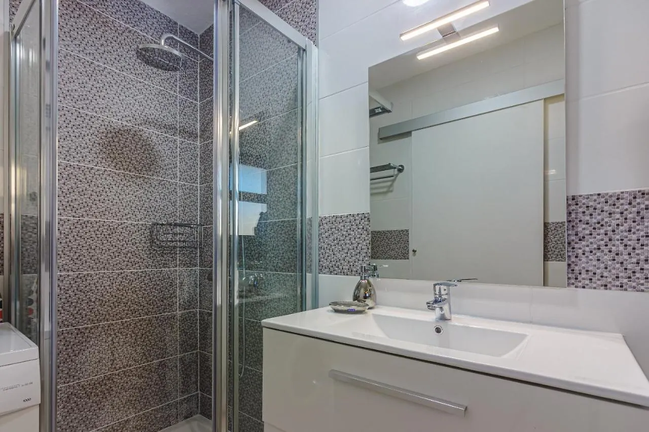 Torres Del Sol Free Wifi Apartment Los Cristianos  0*, Los Cristianos (Tenerife) Spain