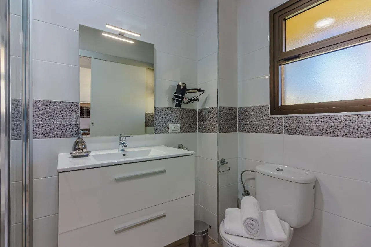 Torres Del Sol Free Wifi Apartment Los Cristianos  Spain